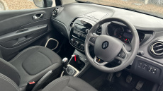 Renault Captur 0.9 TCE 90 Play 5dr Petrol Hatchback